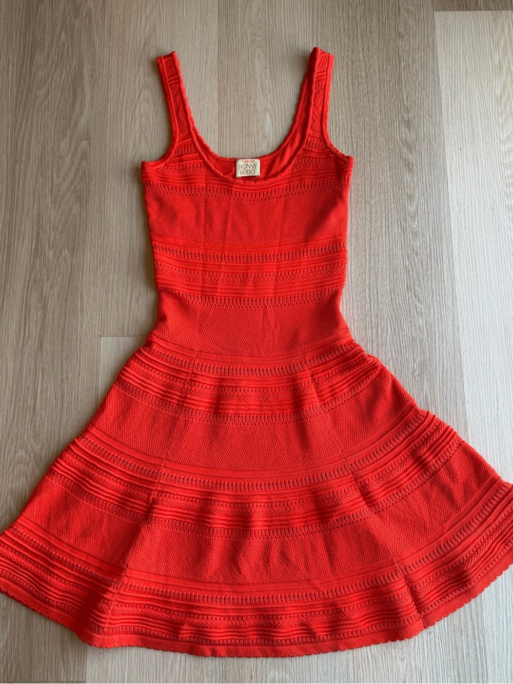 Torn by Ronny Kobo Size S Cocktail Dress
